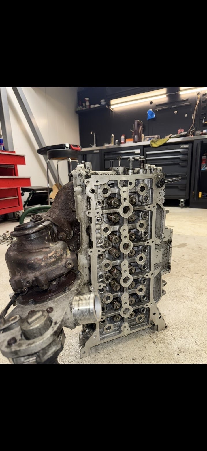 Topplocksbyte och tätningsbyte på motor